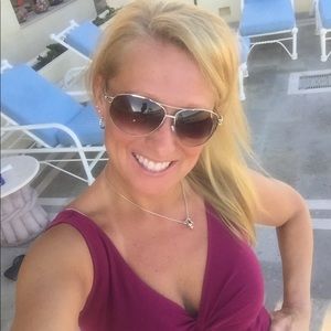 Meet your Posher, Jodi